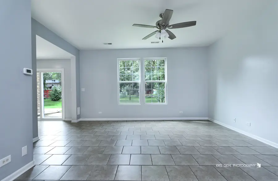 796 Pointe Drive #796, Crystal Lake, IL 60014 - #3