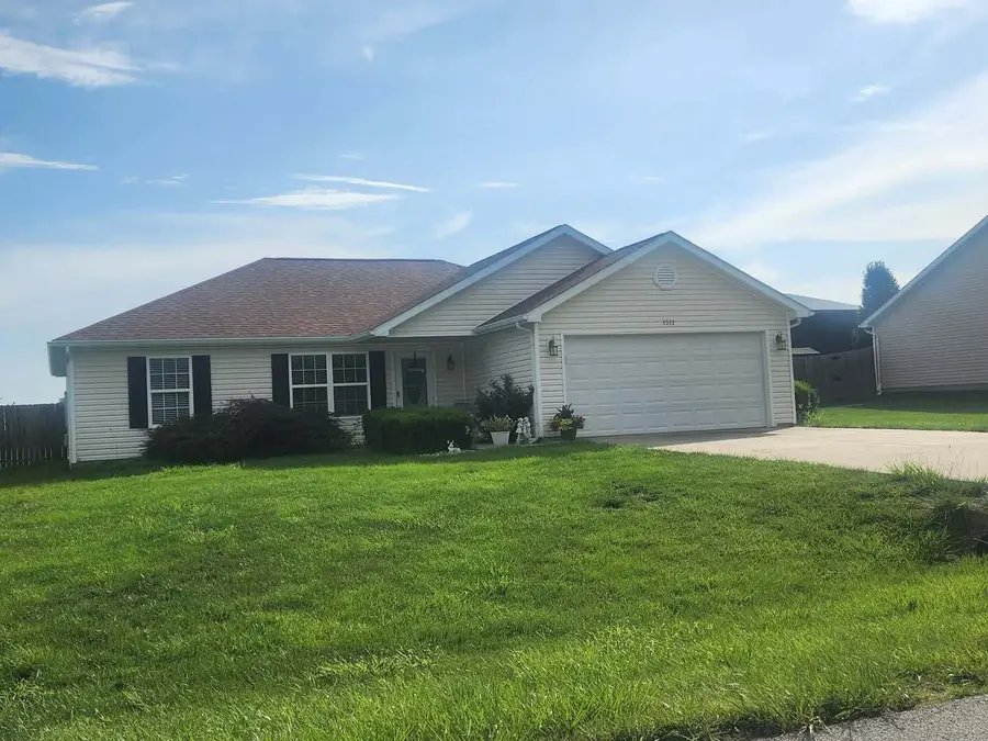 1511 Hawkeye Court, Carterville, IL 62918 - #2