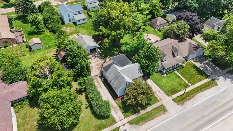 315 N Main Street, Arrowsmith, IL 61722 - #2