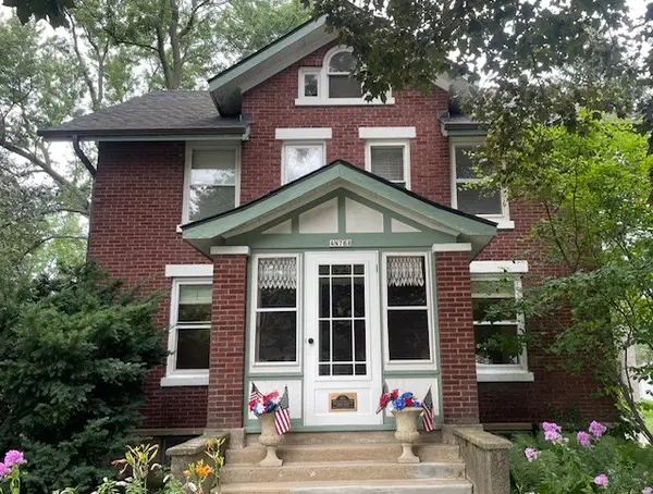 4N768 Old La Fox Road, St. Charles, IL 60175