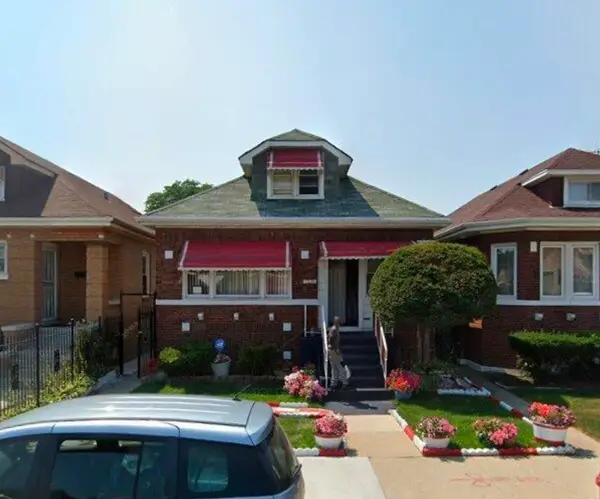 7728 S Damen Avenue, Chicago, IL 60620