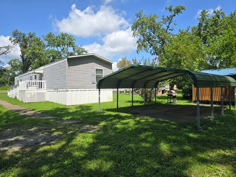 1500 Reed Street, Eldorado, IL 62930 - #3