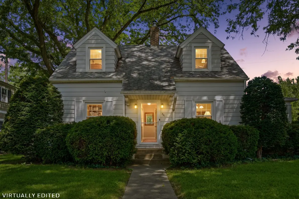 511 27th Avenue, Moline, IL 61265 - #1