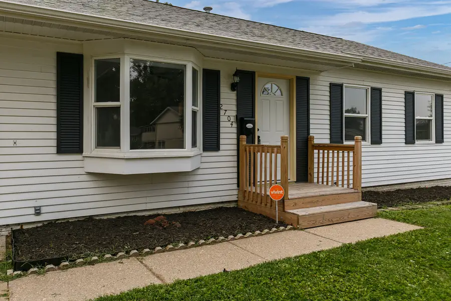 2704 Wood Dale Avenue, Davenport, IA 52804 - #2