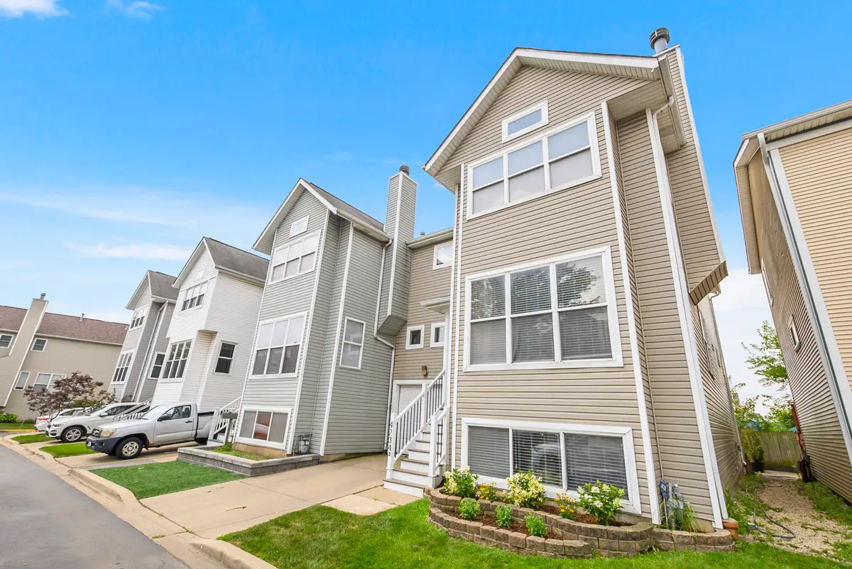 4234 N Kolmar Avenue #D, Chicago, IL 60641 - #1