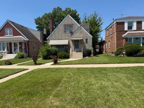 8504 S Prairie Avenue, Chicago, IL 60619