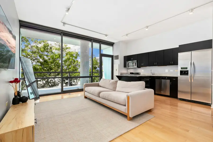 Address Withheld By Seller, Chicago, IL 60642 - #3