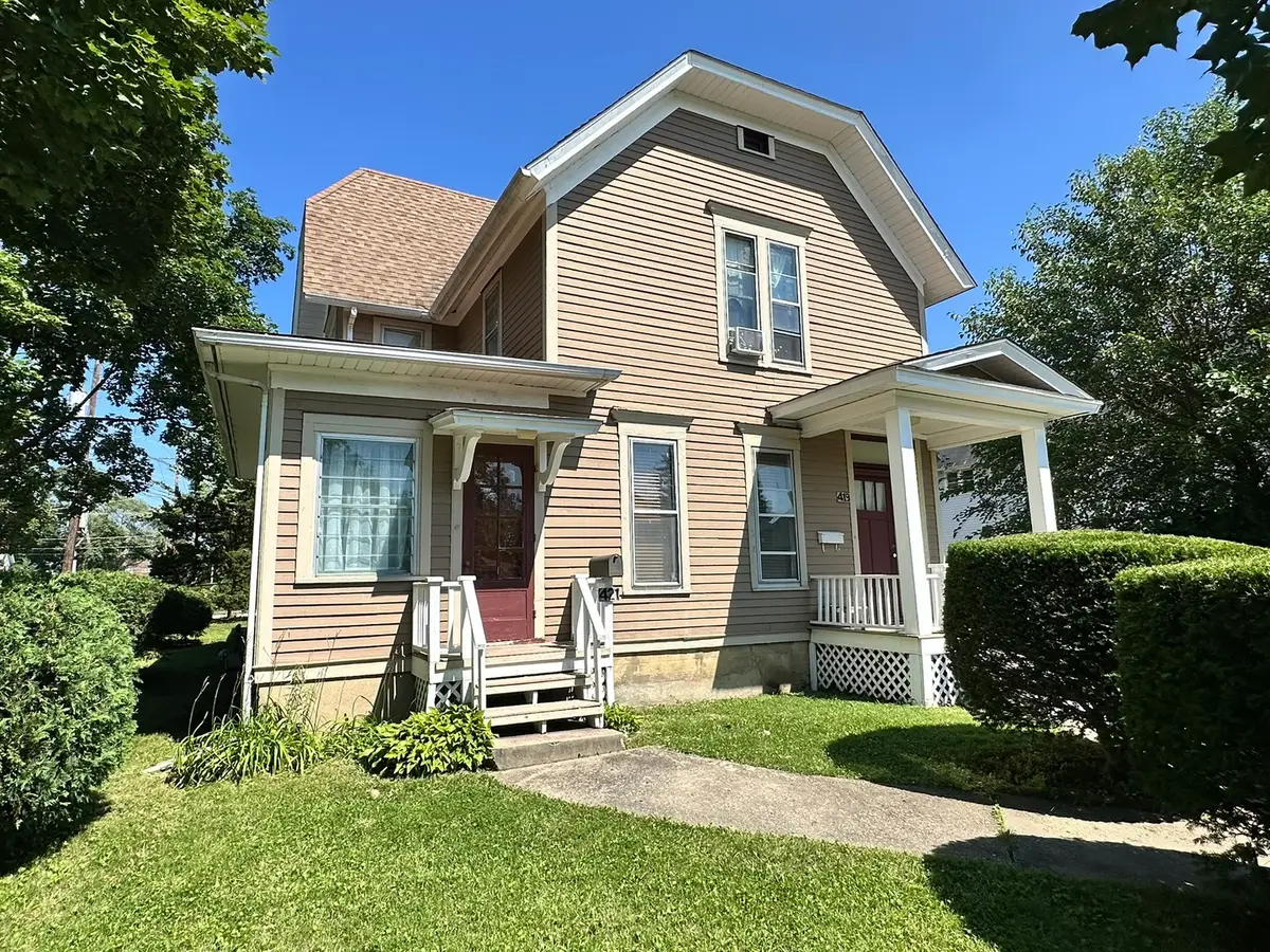 419-421 N Spring Street, Elgin, IL 60120 - #1