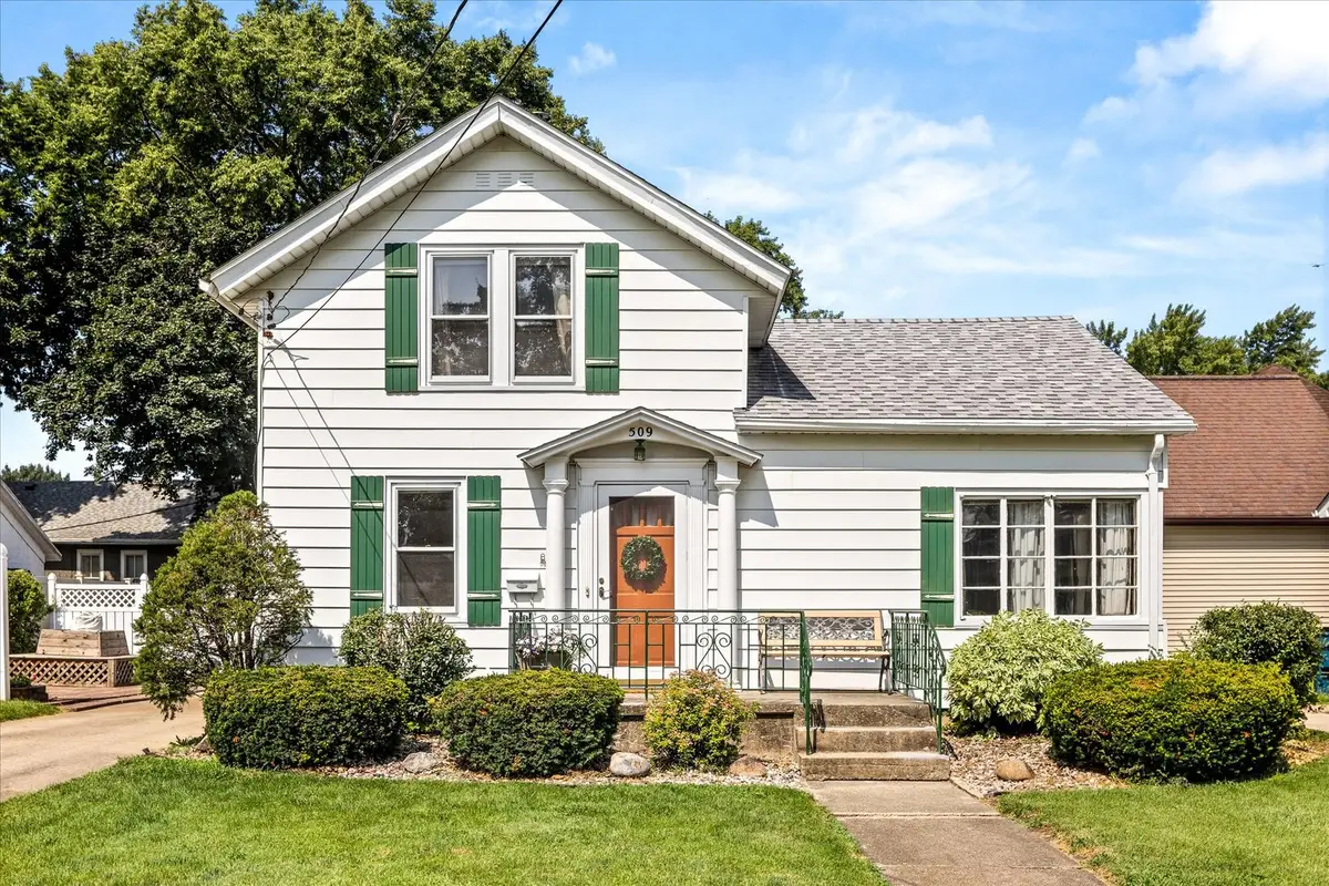 509 Christie Street, Ottawa, IL 61350 - #1