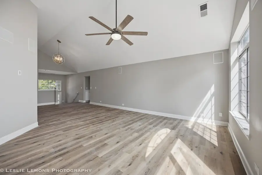 30W015 Juniper Court #30W015, Warrenville, IL 60555 - #3