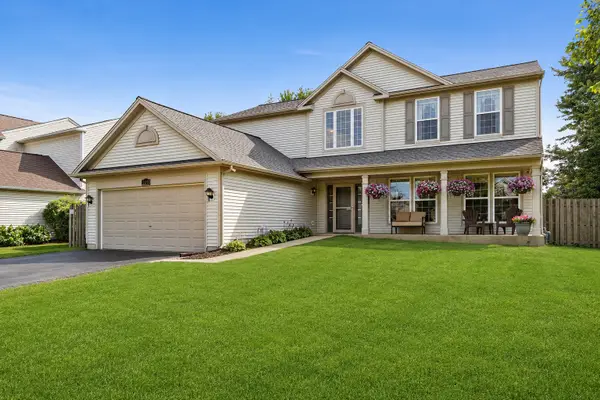 223 Clubhouse Street, Bolingbrook, IL 60490