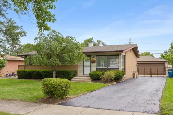 248 E Wrightwood Avenue, Addison, IL 60101