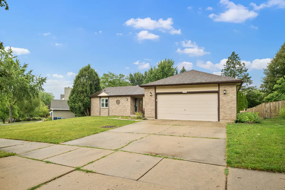 3240 Mini Drive, Wadsworth, IL 60083 - #1