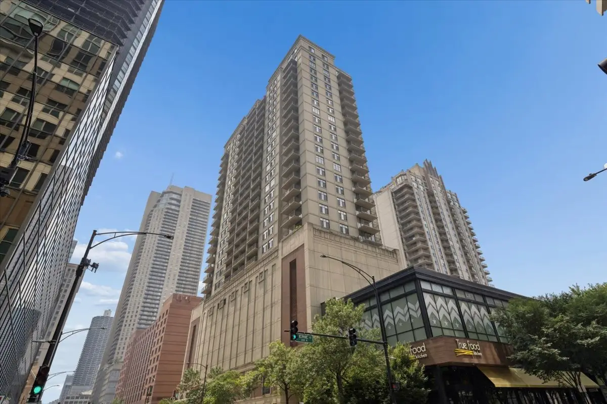630 N State Street #904, Chicago, IL 60654 - #1