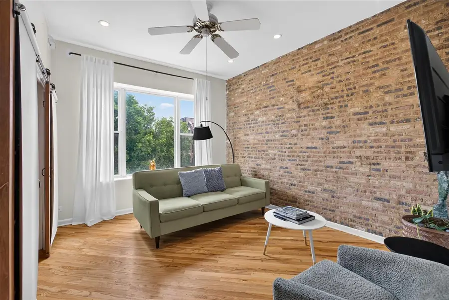 2100 N Damen Avenue #3F, Chicago, IL 60647 - #3