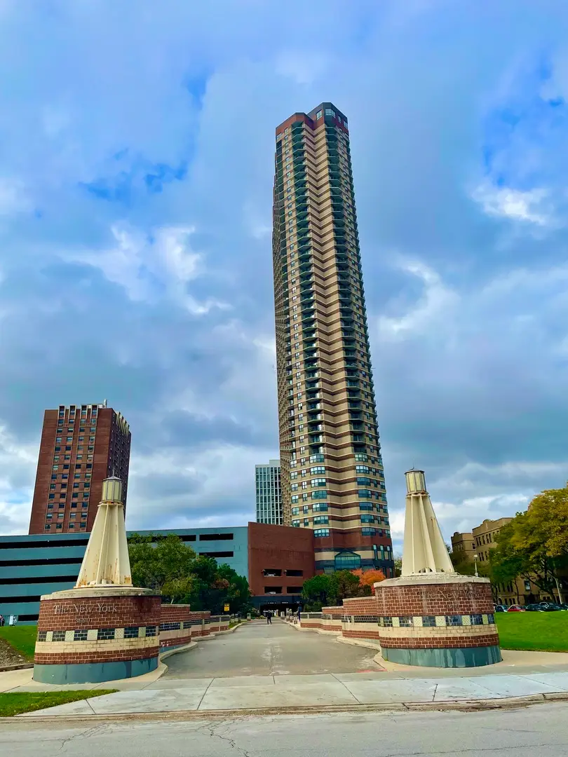 3660 N Lake Shore Drive #2513, Chicago, IL 60613 - #1