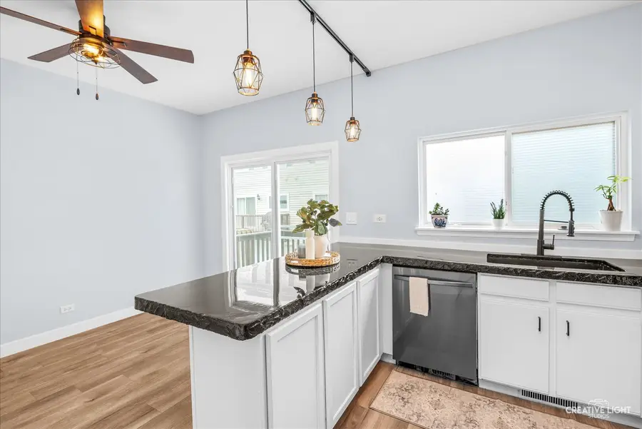 2409 Courtyard Circle #4, Aurora, IL 60506 - #3