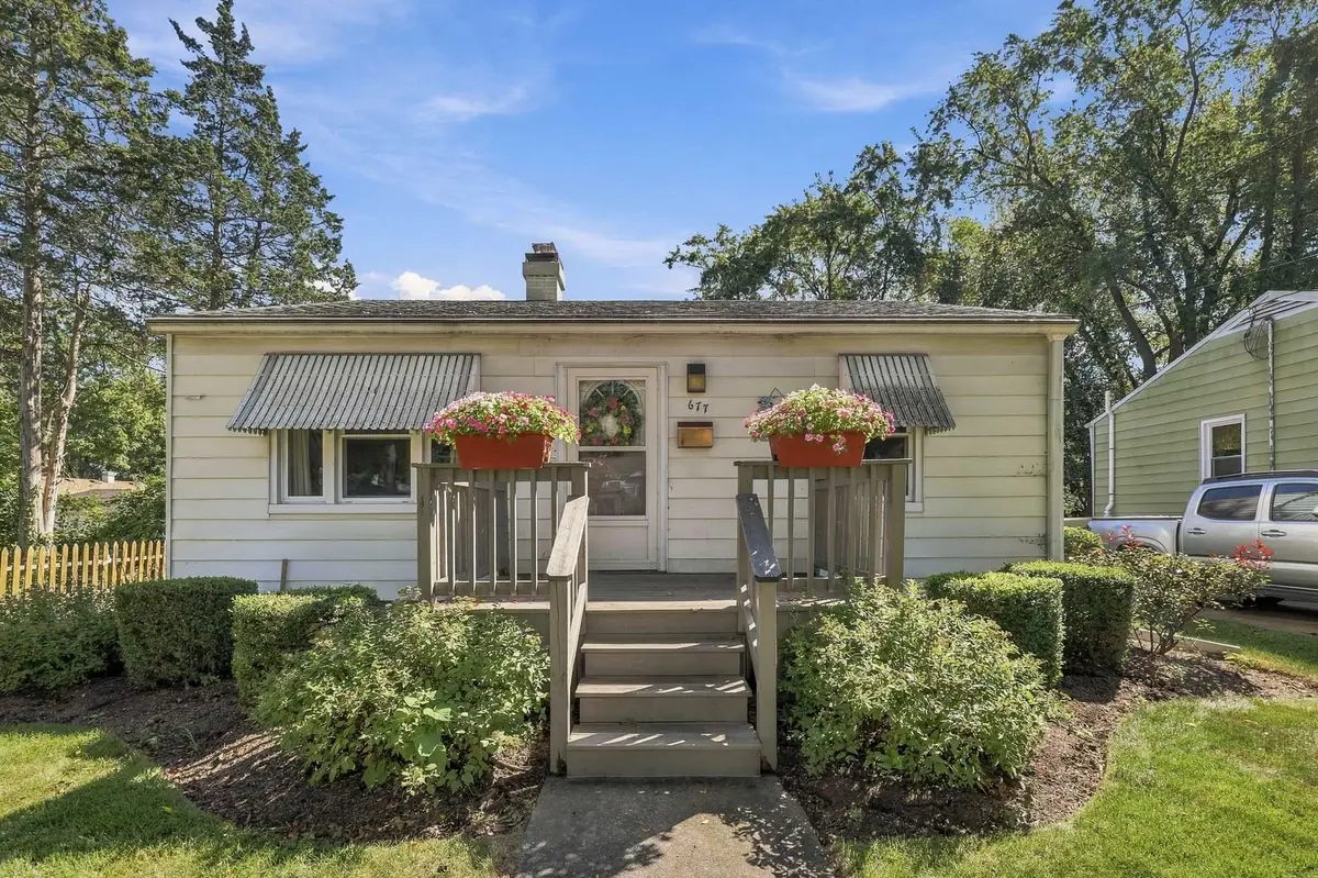 677 Clark Street, Elgin, IL 60123 - #1