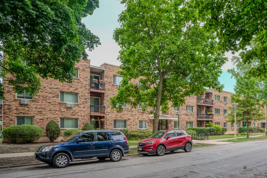 420 S Home Avenue #109N, Oak Park, IL 60302 - #3