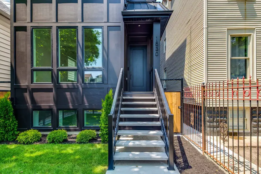 1830 N Saint Louis Avenue #1F, Chicago, IL 60647 - #3
