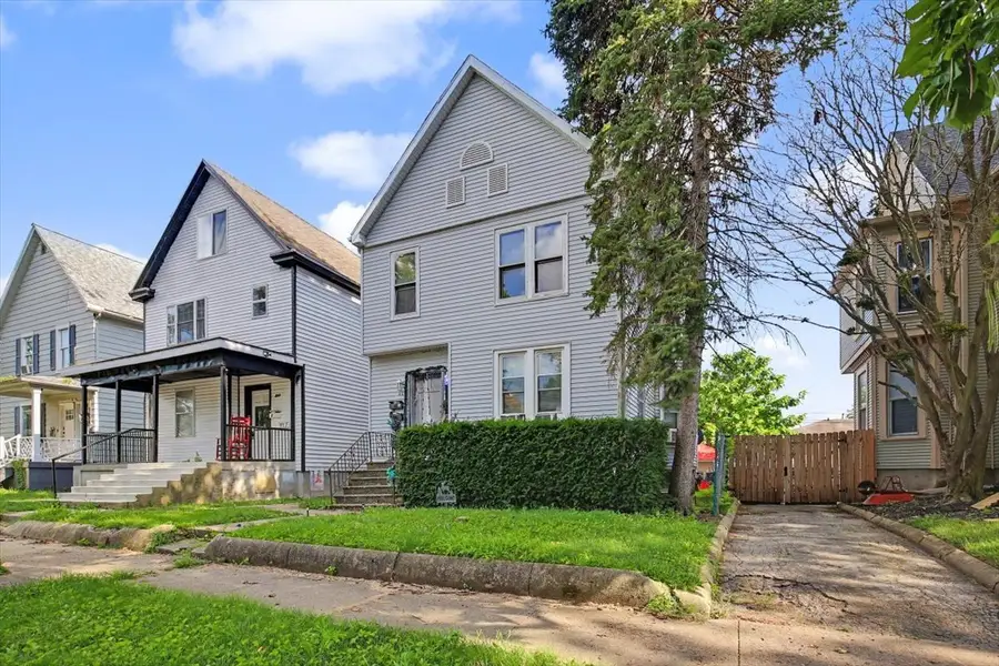 813 E Jefferson Street, Bloomington, IL 61701 - #2