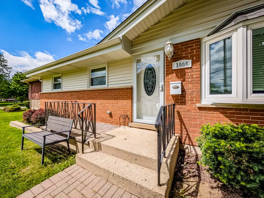 1005 E Irving Park Road, Itasca, IL 60143 - #3