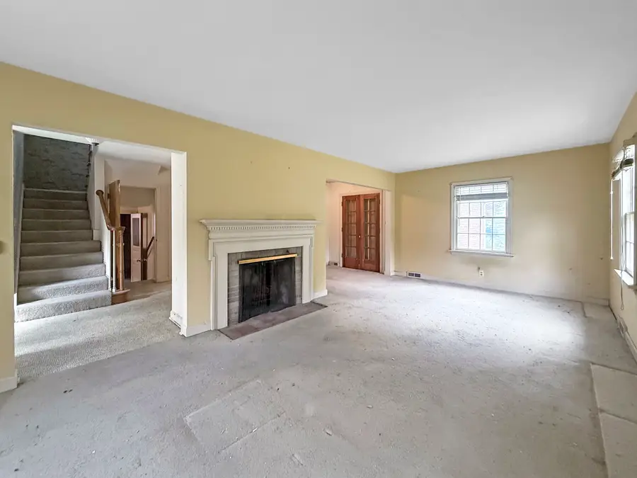 117 W Delaware Avenue, Urbana, IL 61801 - #2