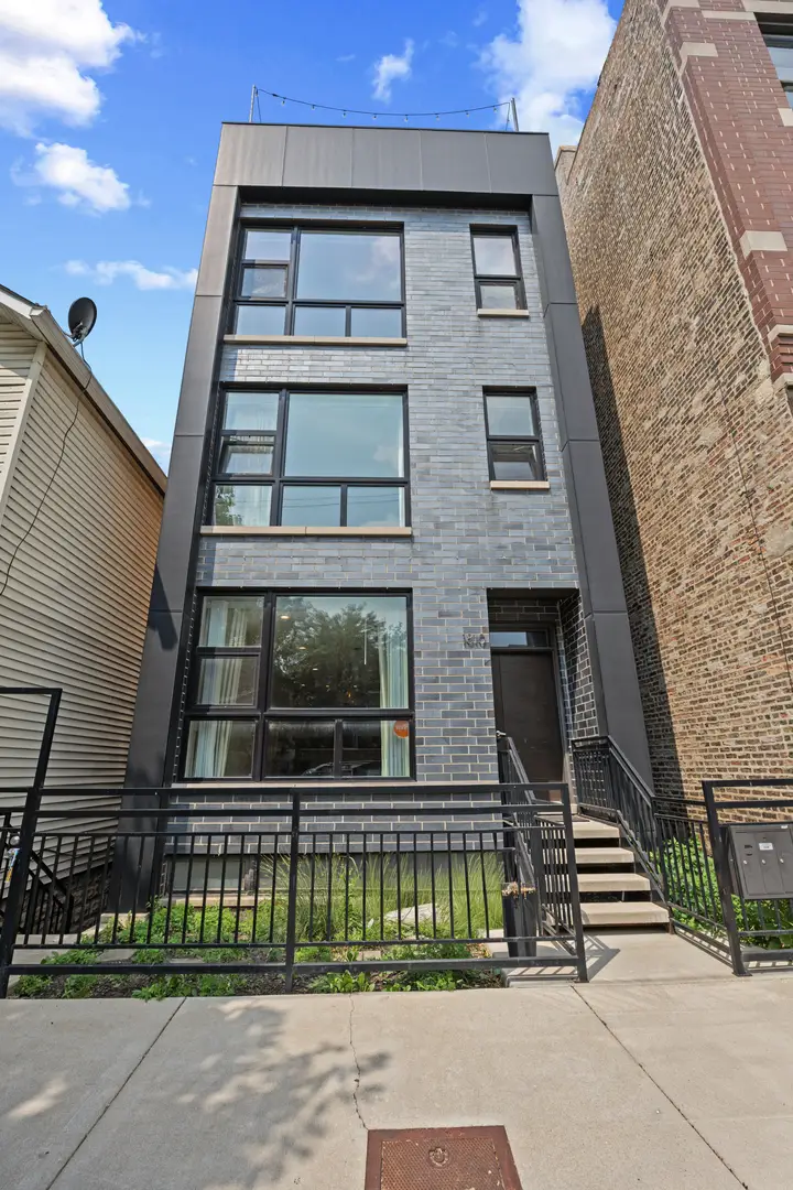 1810 S Racine Avenue #1, Chicago, IL 60608 - #1