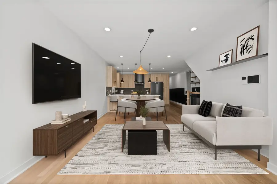 1810 S Racine Avenue #1, Chicago, IL 60608 - #3