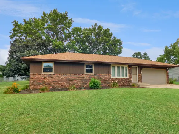 4718 Terrang Trail, Machesney Park, IL 61115