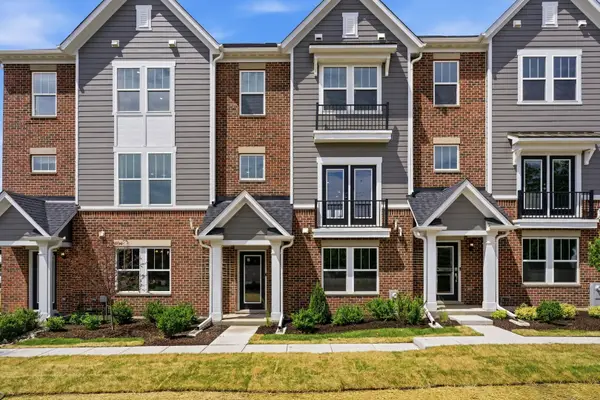 243 Mary Drive #14465, Schaumburg, IL 60193