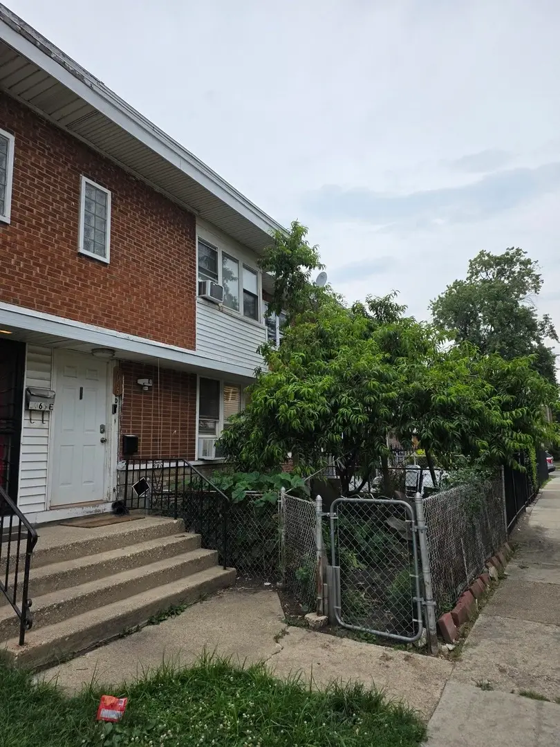 5065 W Gladys Avenue #D, Chicago, IL 60644 - #2