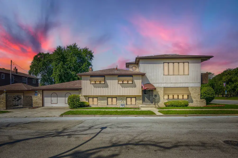 10300 S Central Park Avenue, Chicago, IL 60655 - #2