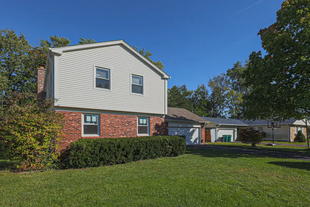 650 Wyngate Lane, Buffalo Grove, IL 60089 - #1
