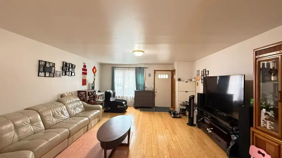 3524 S Lituanica Avenue, Chicago, IL 60609 - #2