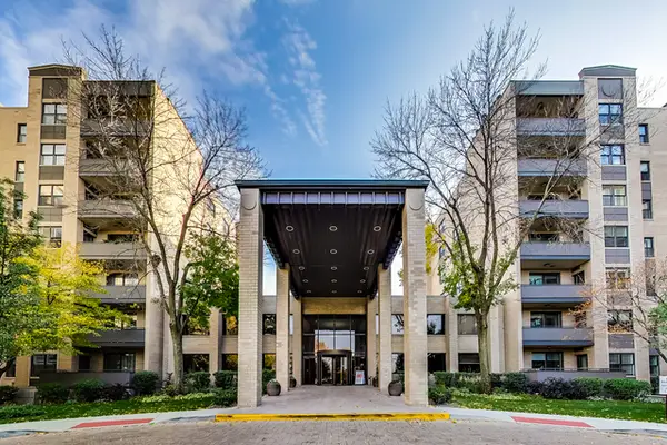 4545 W Touhy Avenue #409E, Lincolnwood, IL 60712