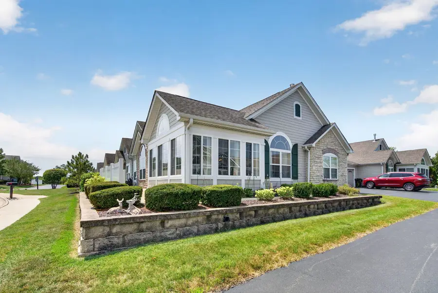 16625 S Fox Run Circle, Plainfield, IL 60586 - #3