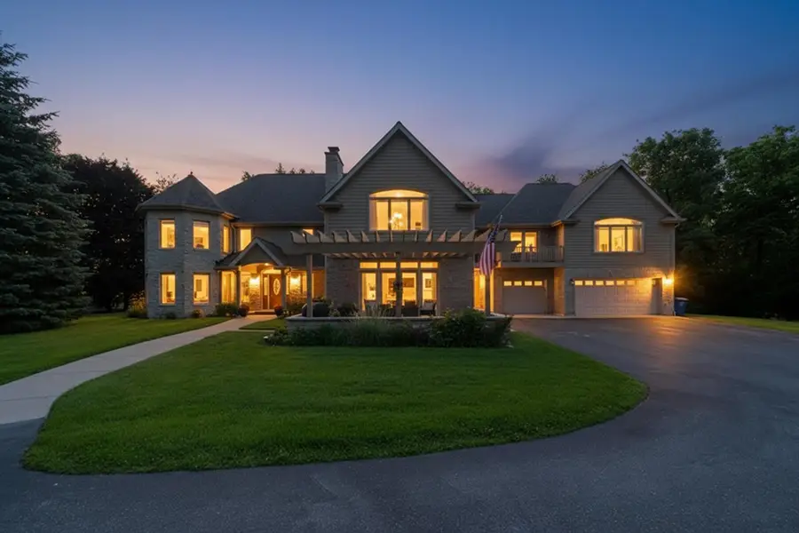 11555 S Elbridge Avenue, Palos Park, IL 60464 - #2