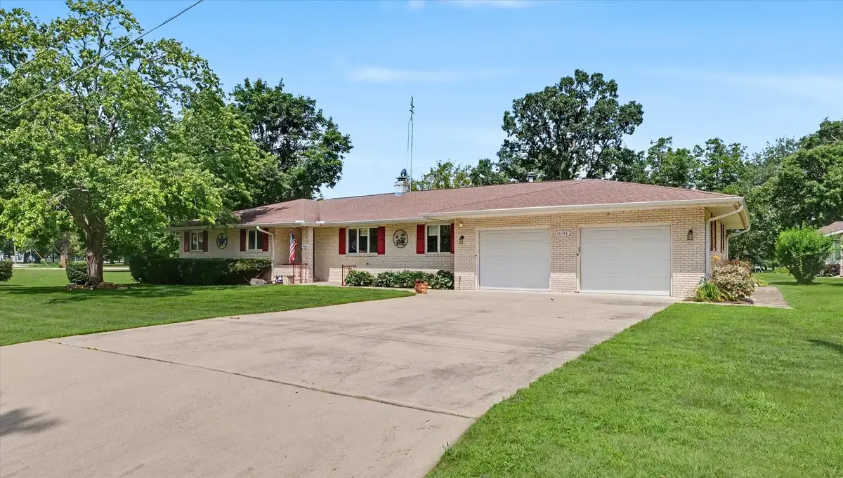 Address Withheld By Seller, Farmer City, IL 61842 - #1