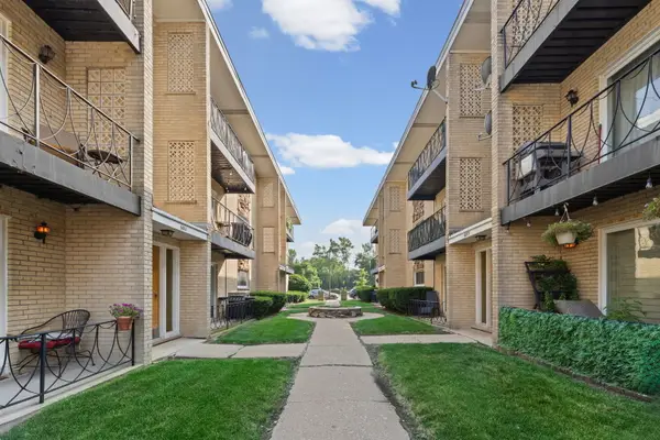6811 N Olmsted Avenue #205, Chicago, IL 60631