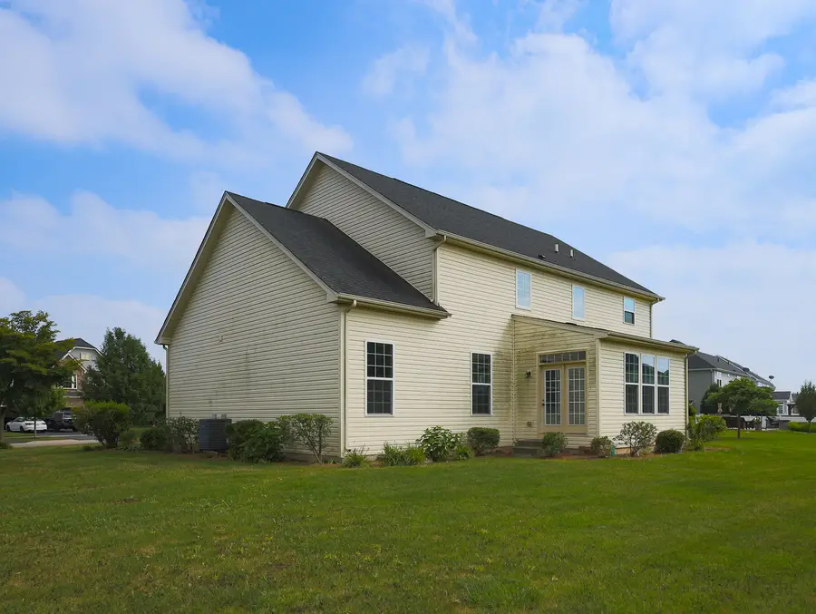 958 Glacial Falls Drive, Gilberts, IL 60136 - #3