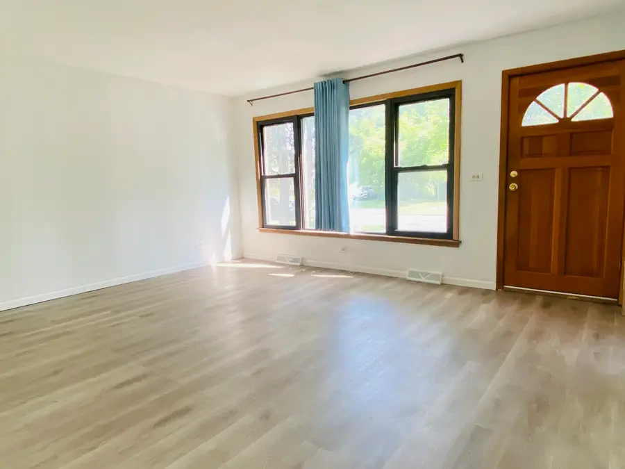 1508 W Palm Drive, Mount Prospect, IL 60056 - #2