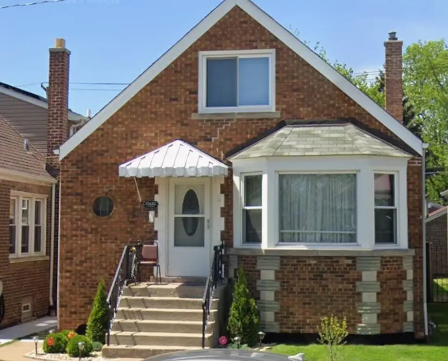 10632 S Avenue L, Chicago, IL 60617 - #1