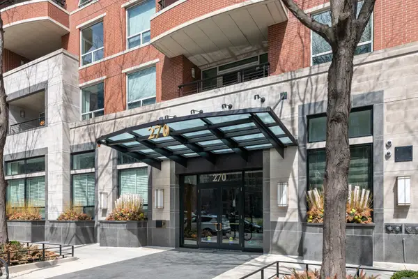 270 E Pearson Street #803, Chicago, IL 60611
