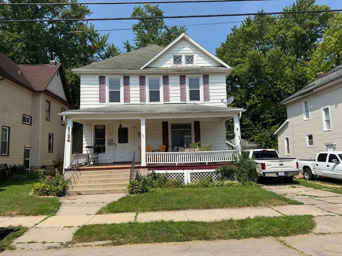 1124 S State Avenue, Freeport, IL 61032 - #1