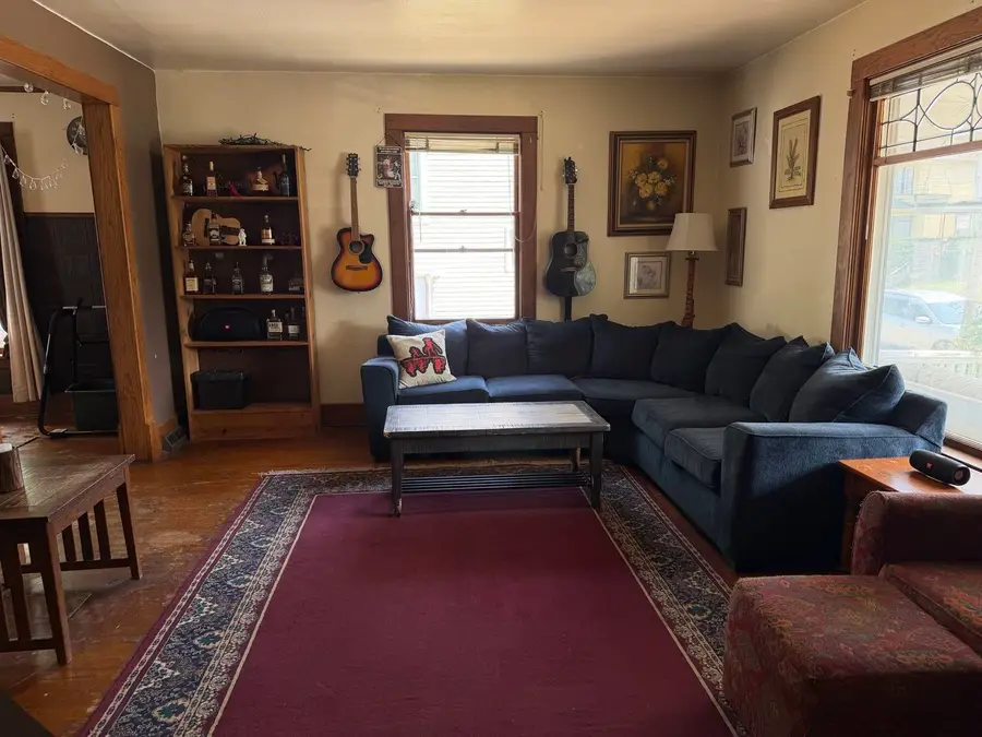 1124 S State Avenue, Freeport, IL 61032 - #3