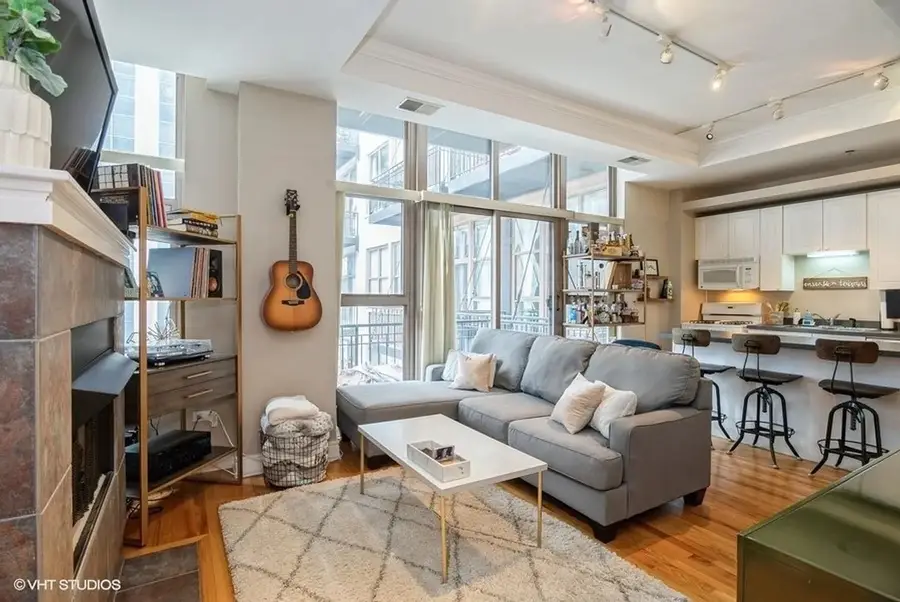 212 W Washington Street #1406, Chicago, IL 60606 - #2