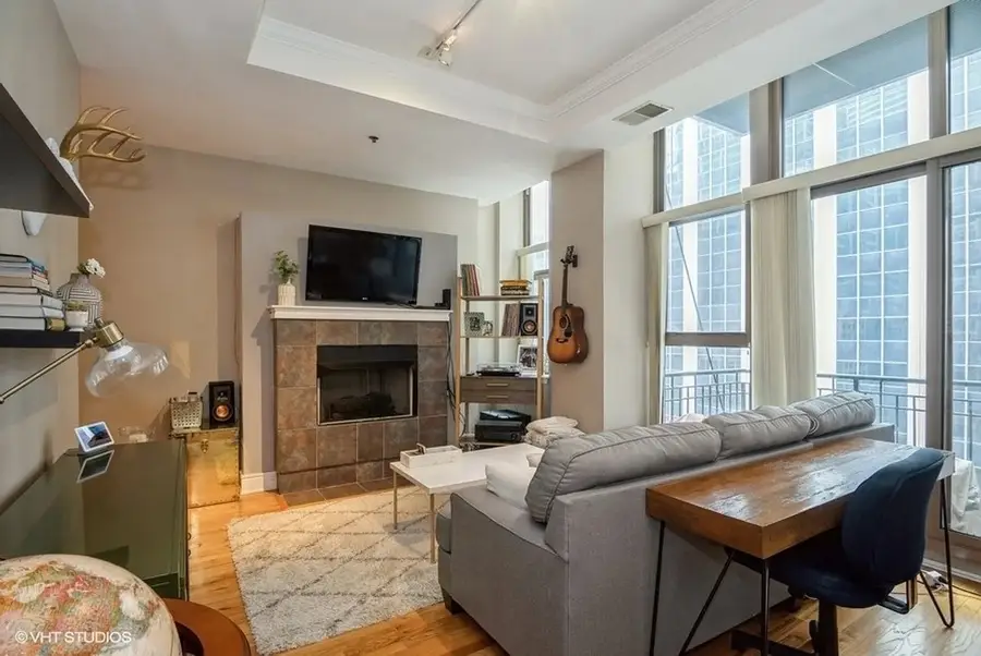 212 W Washington Street #1406, Chicago, IL 60606 - #3