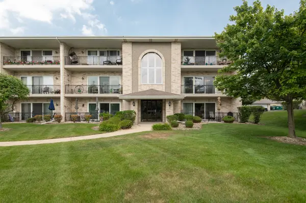 11113 Wisconsin Court #2D, Orland Park, IL 60467