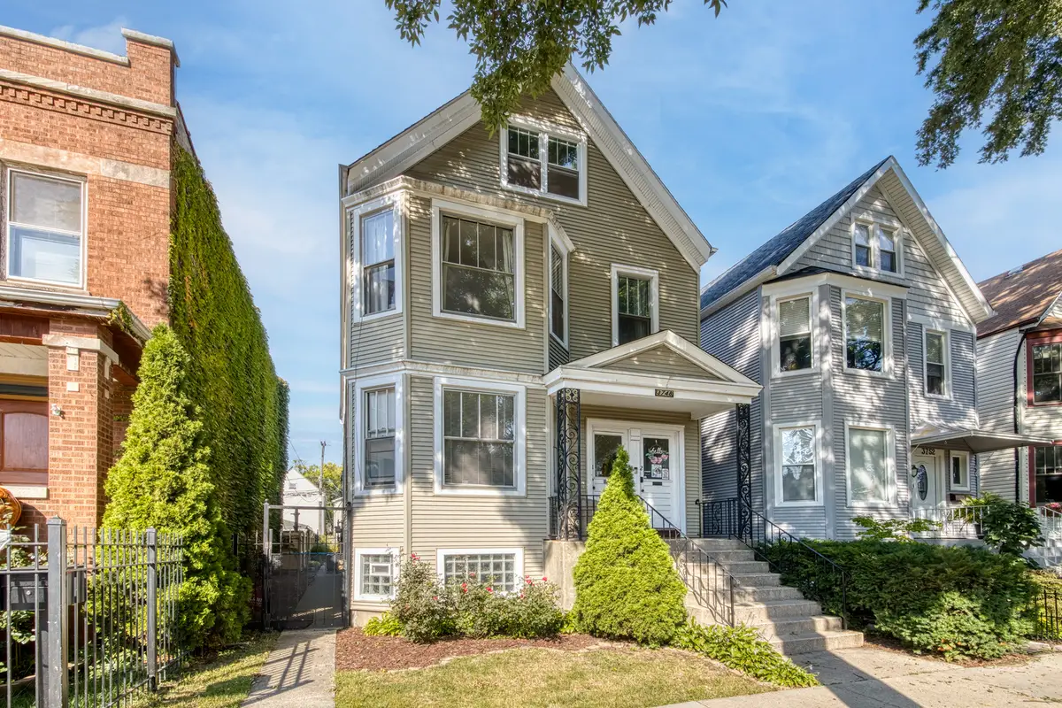 3748 N Spaudling Avenue, Chicago, IL 60618 - #1